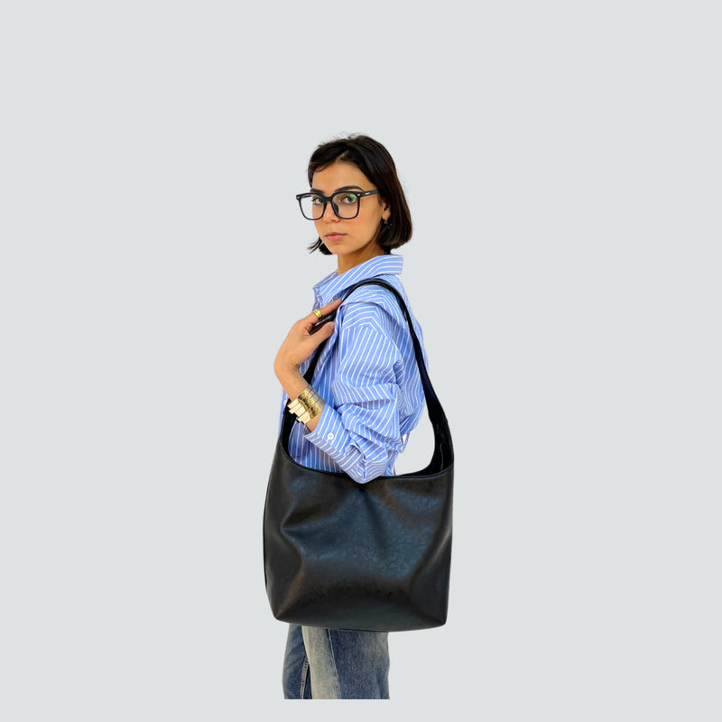أبتاون ليذر - أسود
